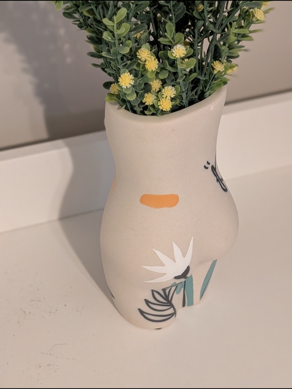Ceramic Female Form Vase With Flowers - Picture 5 of 5